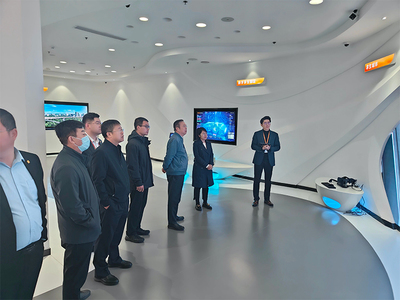 北京环卫集团副总经理刘凯一行莅临杰瑞参观调研，共商山东软件开发合作